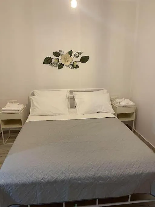 Ioli Seaside Apartment Rethymno